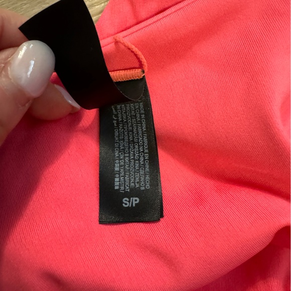 Hurley athletic bikini 👙, pink, two piece, size small - Picture 4 of 4